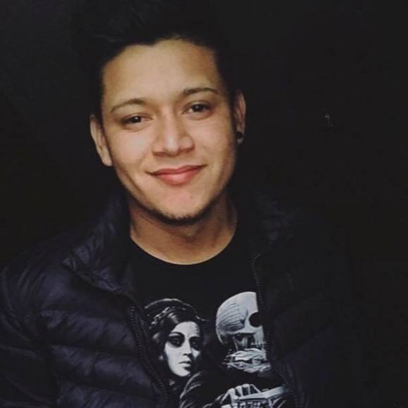 Meet your Posher, Jonathan - Picture 1 of 1